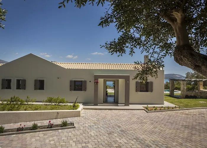 فيلة Alekos Houses-elia ليكسوري